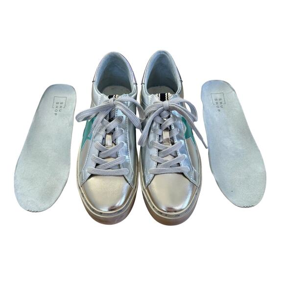 SHU SHOP Petula Platform Sneakers Metallic Silver Gold Stars Vegan Leather Sz 8 - Picture 10 of 13